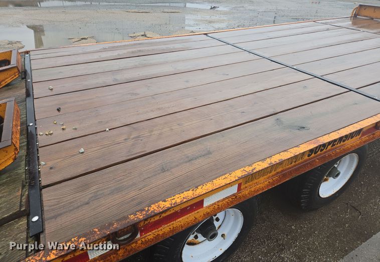 image for item DX1571 2009 Econoline equipment trailer