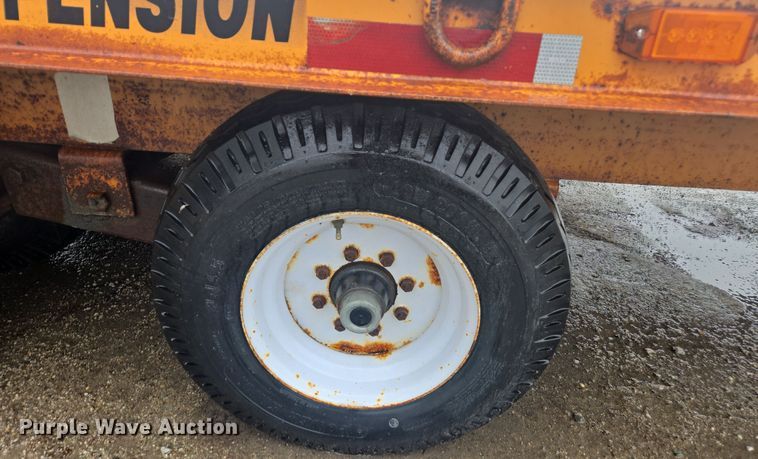 image for item DX1571 2009 Econoline equipment trailer