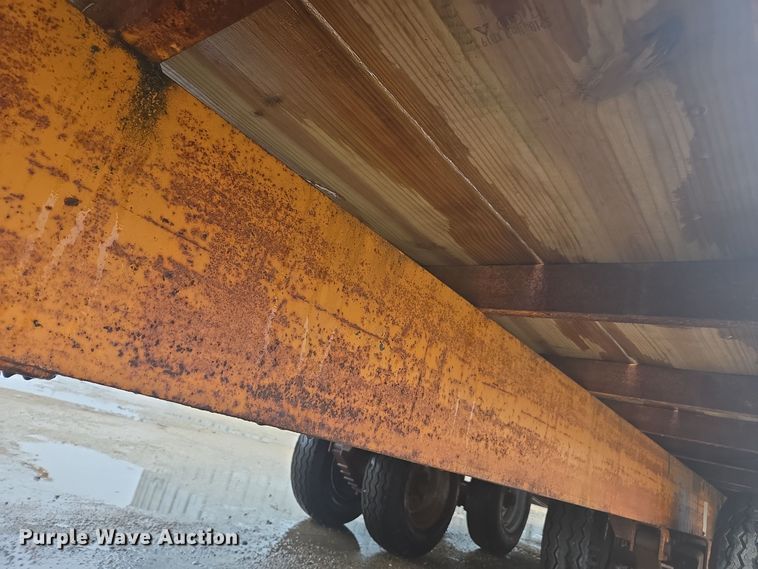 image for item DX1571 2009 Econoline equipment trailer