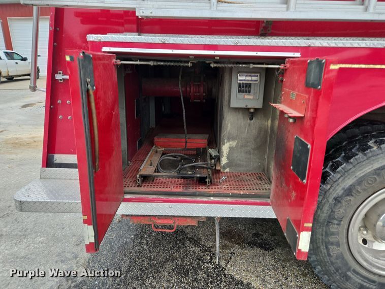 image for item DX1592 1984 Spartan pumper fire truck