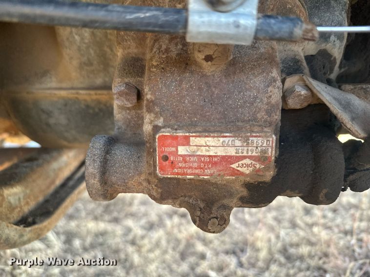 image for item DX3833 1970 Ford C700 grain truck