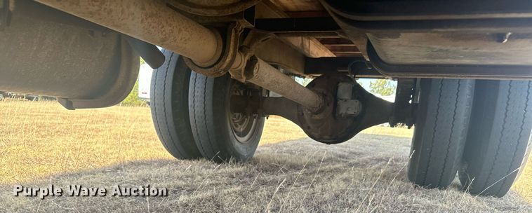 image for item DX3833 1970 Ford C700 grain truck