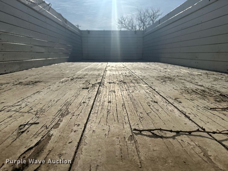 image for item DX3833 1970 Ford C700 grain truck