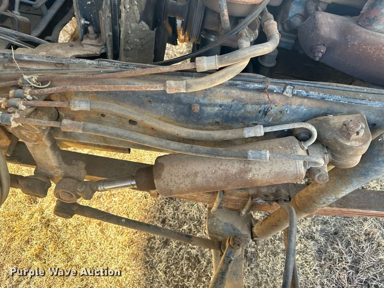 image for item DX3833 1970 Ford C700 grain truck