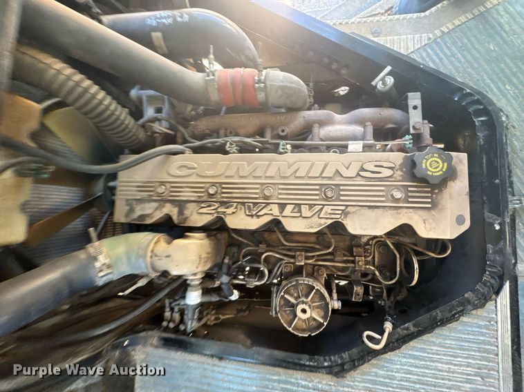 image for item DX3836 2004 Bluebird TC2000 school bus