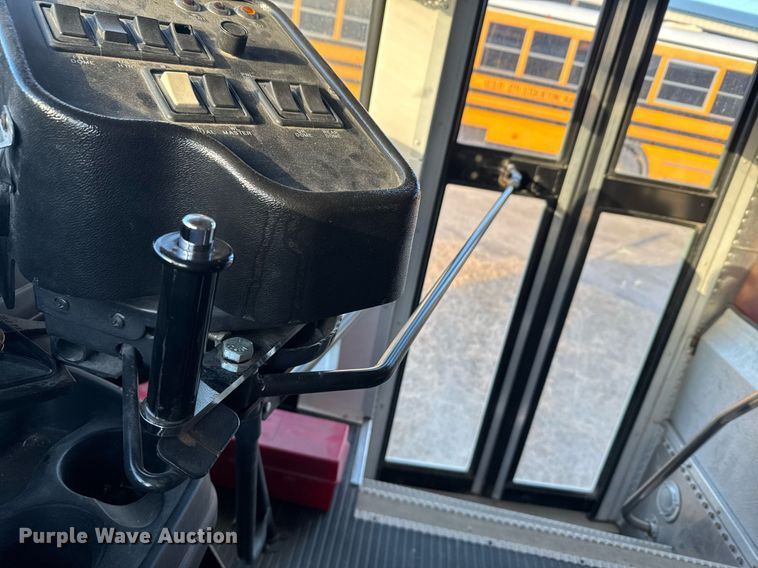 image for item DX3837 2008 Chevrolet Express G3500 school bus