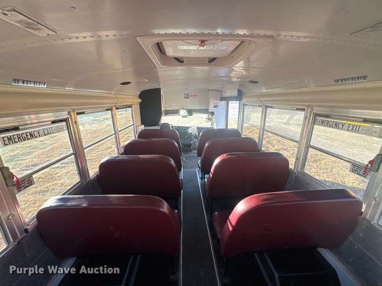 image for item DX3837 2008 Chevrolet Express G3500 school bus