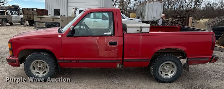 image for item DX3863 1992 Chevrolet C1500 pickup truck