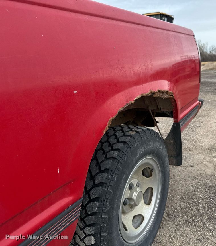 image for item DX3863 1992 Chevrolet C1500 pickup truck