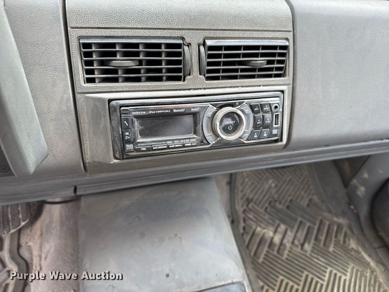 image for item DX3863 1992 Chevrolet C1500 pickup truck