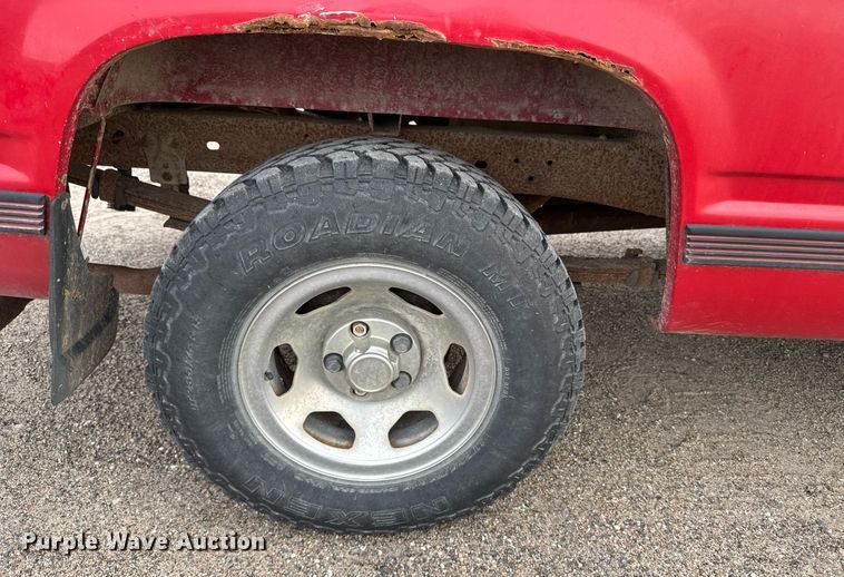 image for item DX3863 1992 Chevrolet C1500 pickup truck