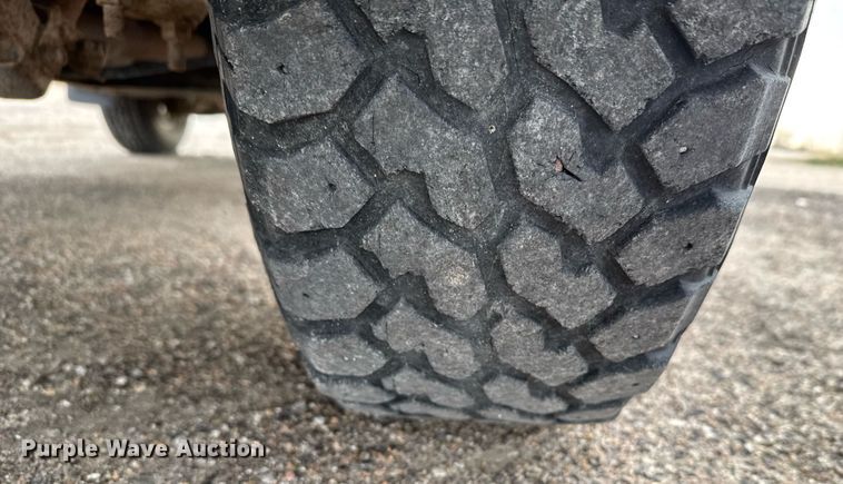 image for item DX3863 1992 Chevrolet C1500 pickup truck