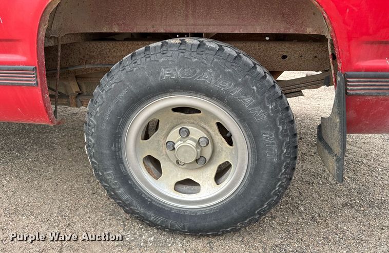 image for item DX3863 1992 Chevrolet C1500 pickup truck