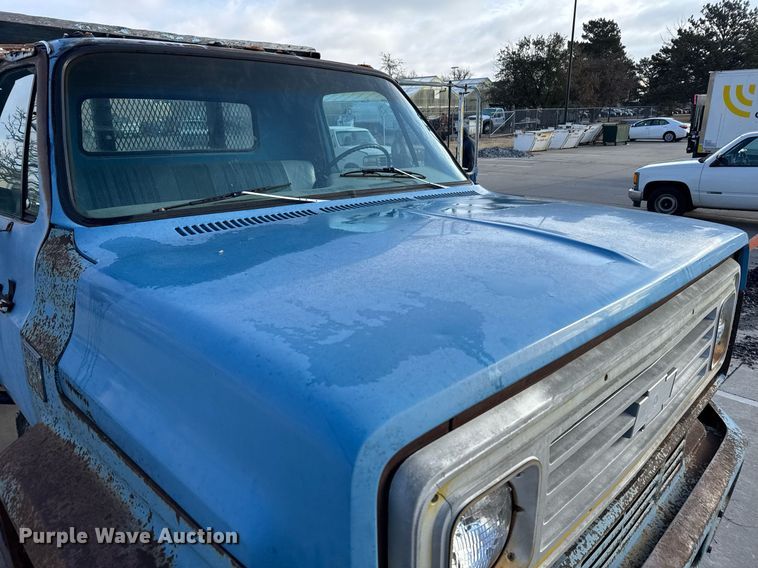image for item DX3879 1975 Chevrolet C50 dump truck