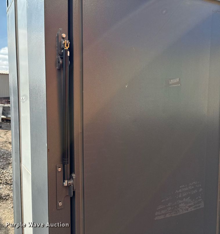 image for item DX3881 Bastone expandable office