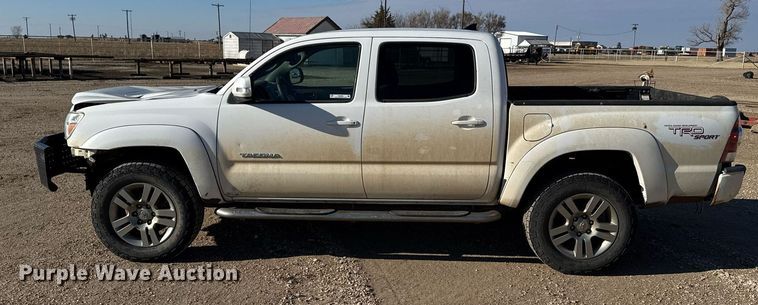 image for item DX3885 2012 Toyota Tacoma Double Cab pickup truck