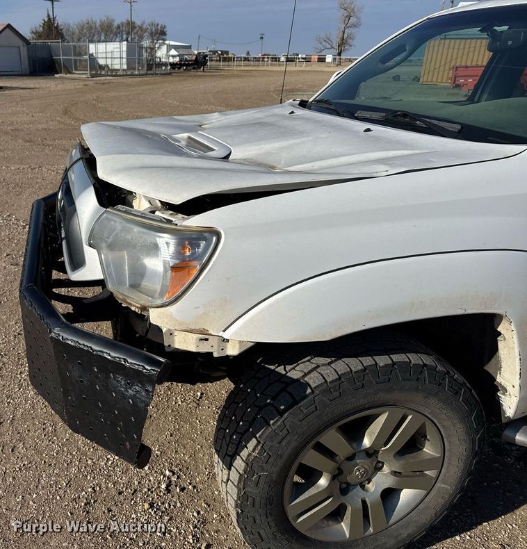 image for item DX3885 2012 Toyota Tacoma Double Cab pickup truck