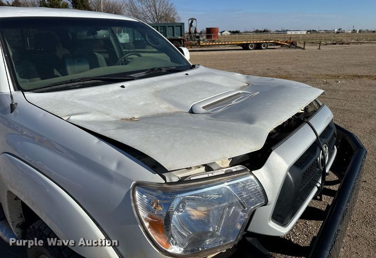 image for item DX3885 2012 Toyota Tacoma Double Cab pickup truck