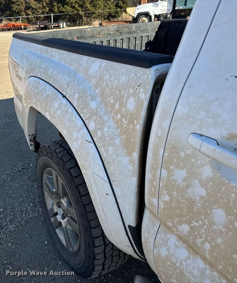 image for item DX3885 2012 Toyota Tacoma Double Cab pickup truck