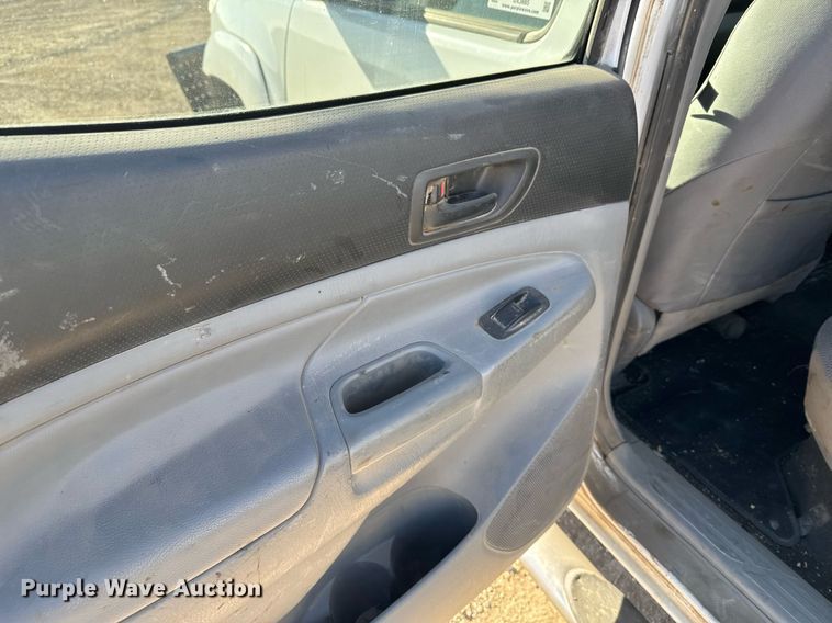 image for item DX3885 2012 Toyota Tacoma Double Cab pickup truck