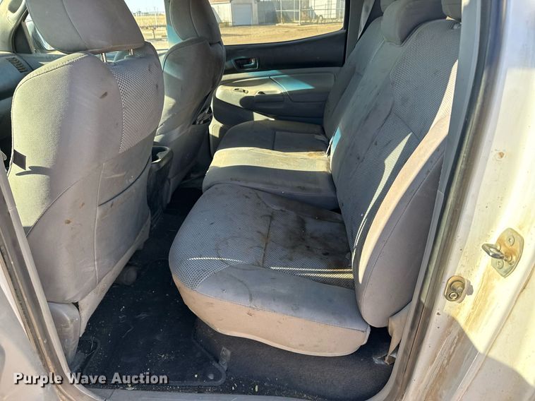 image for item DX3885 2012 Toyota Tacoma Double Cab pickup truck