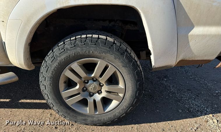 image for item DX3885 2012 Toyota Tacoma Double Cab pickup truck