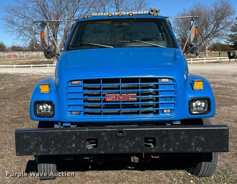 image for item DX3892 1999 GMC C6500 rollback truck