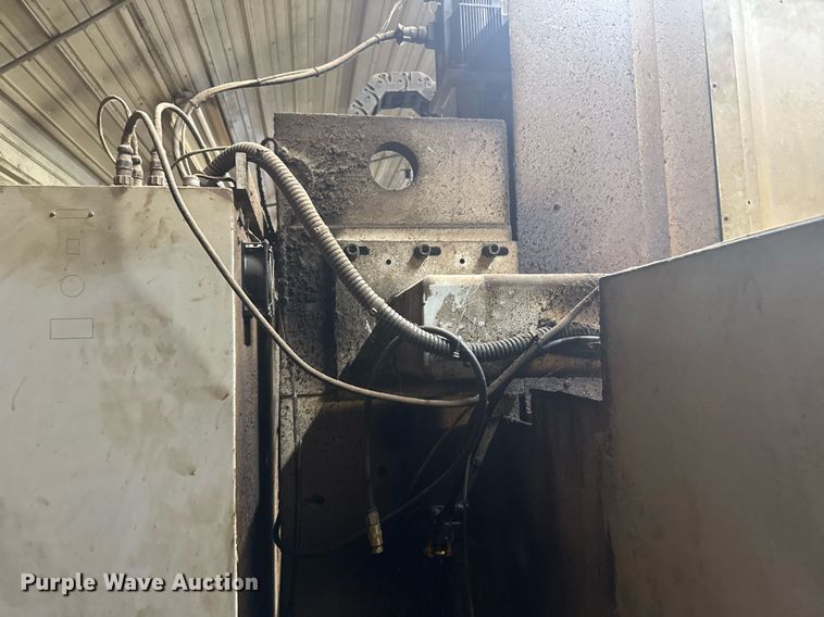 image for item DX3915 Milltronics RH33XP CNC mill