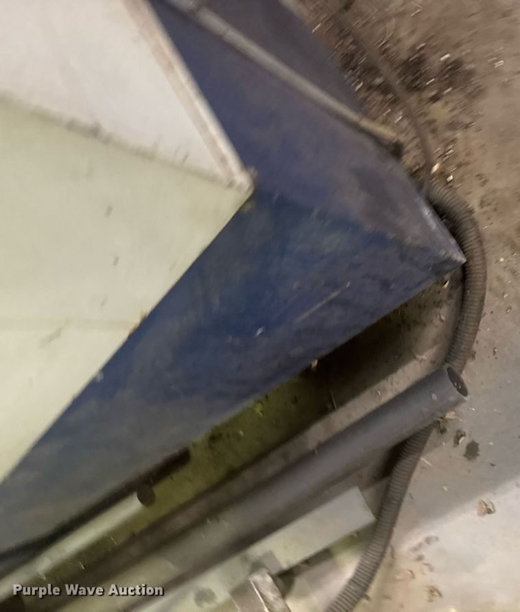 image for item DX3915 Milltronics RH33XP CNC mill