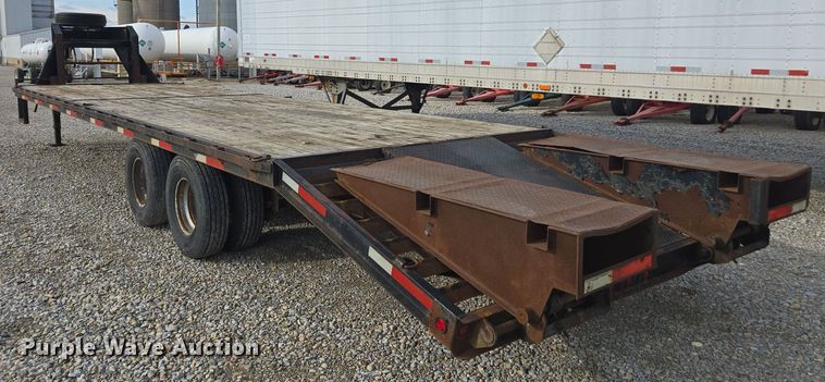 image for item EE7936 2009 Sure-Trac equipment trailer