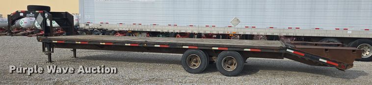 image for item EE7936 2009 Sure-Trac equipment trailer