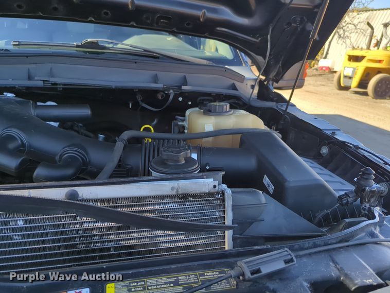 image for item EG2272 2012 Ford F450 Super Duty  box truck