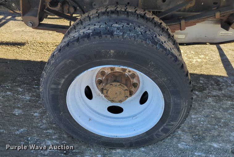 image for item EG2272 2012 Ford F450 Super Duty  box truck