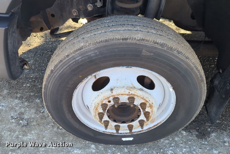 image for item EG2272 2012 Ford F450 Super Duty  box truck