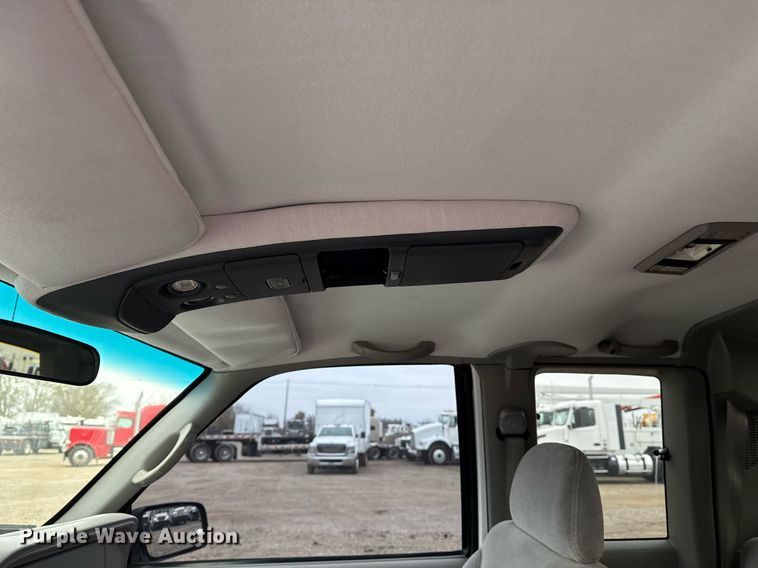 image for item EG2324 1998 Chevrolet K1500 Ext. Cab pickup truck