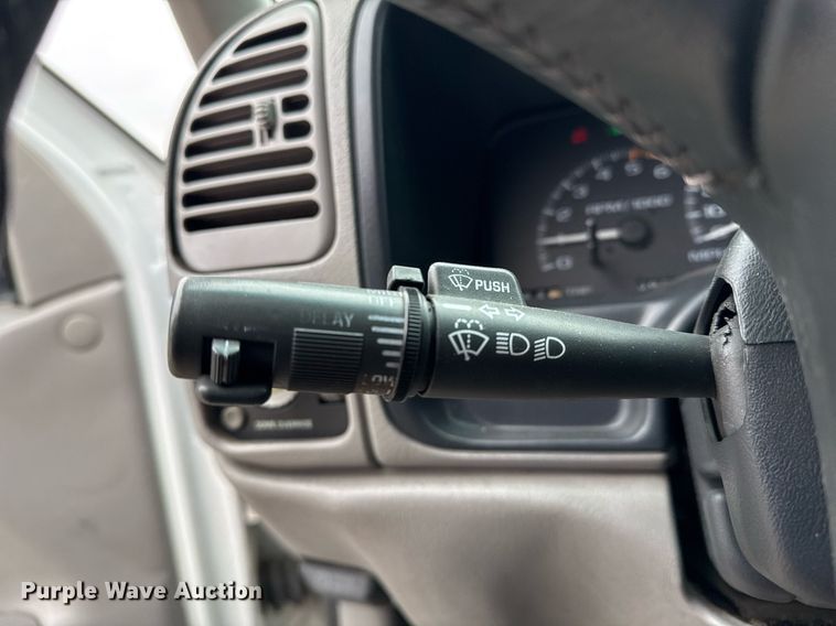 image for item EG2324 1998 Chevrolet K1500 Ext. Cab pickup truck