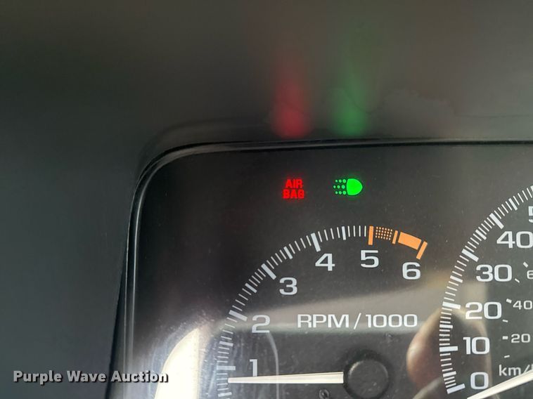 image for item EG2324 1998 Chevrolet K1500 Ext. Cab pickup truck