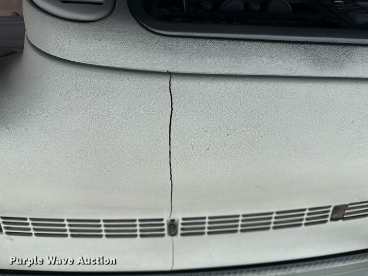 image for item EG2324 1998 Chevrolet K1500 Ext. Cab pickup truck