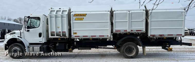 image for item EG7037 2011 Freightliner Buisness Class M2 refuse truck