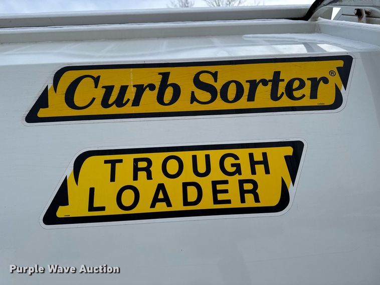 image for item EG7037 2011 Freightliner Buisness Class M2 refuse truck