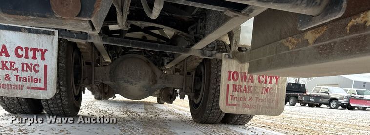 image for item EG7037 2011 Freightliner Buisness Class M2 refuse truck