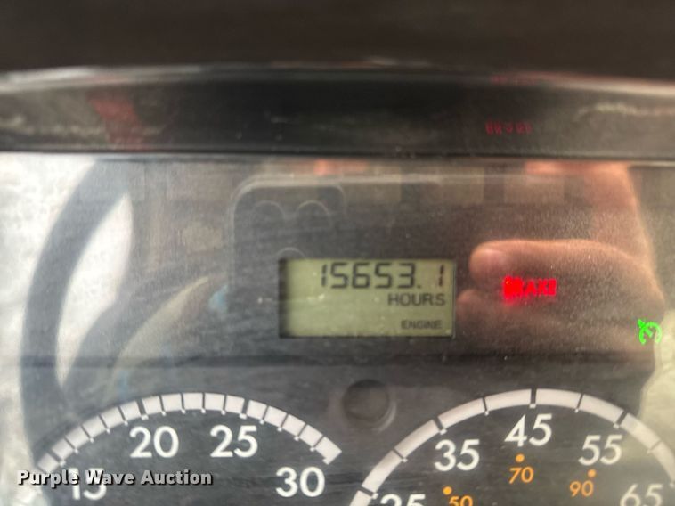 image for item EG7037 2011 Freightliner Buisness Class M2 refuse truck