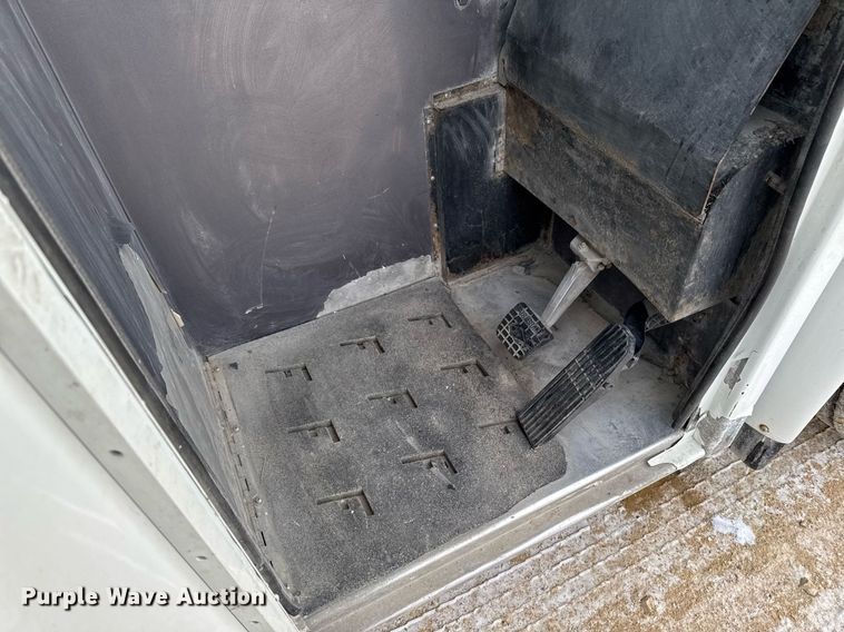 image for item EG7037 2011 Freightliner Buisness Class M2 refuse truck