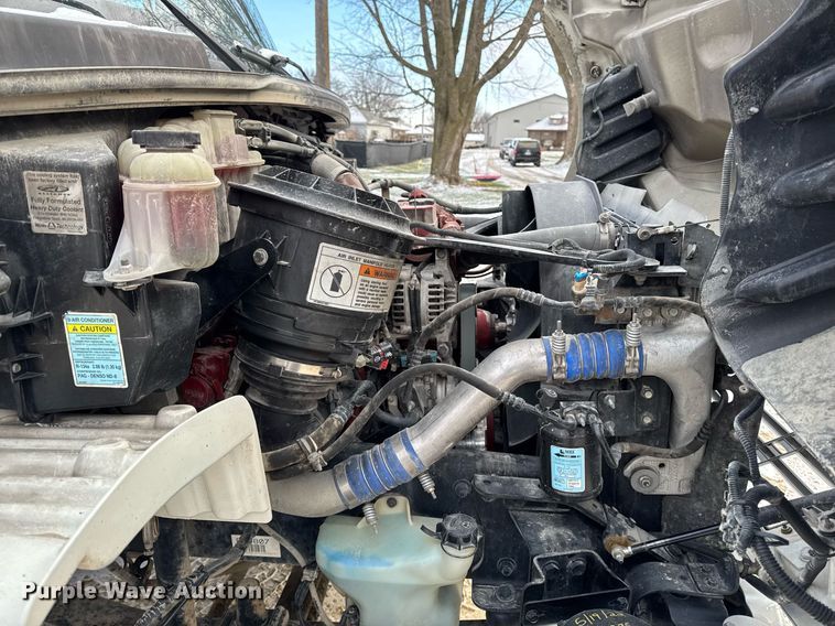 image for item EG7037 2011 Freightliner Buisness Class M2 refuse truck