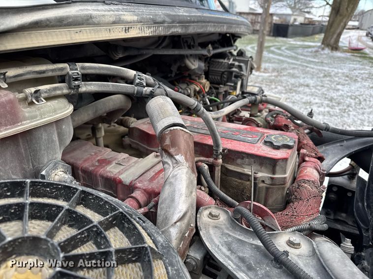 image for item EG7037 2011 Freightliner Buisness Class M2 refuse truck