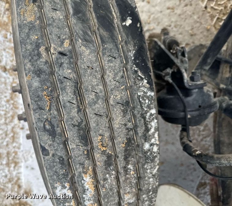 image for item EG7037 2011 Freightliner Buisness Class M2 refuse truck