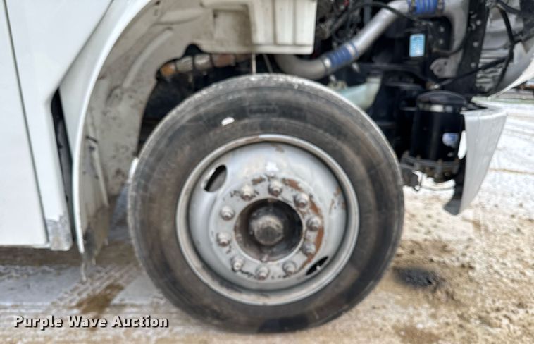 image for item EG7037 2011 Freightliner Buisness Class M2 refuse truck