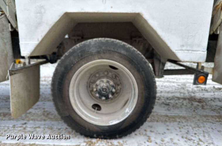 image for item EG7037 2011 Freightliner Buisness Class M2 refuse truck