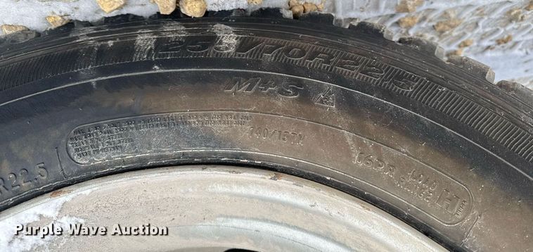 image for item EG7037 2011 Freightliner Buisness Class M2 refuse truck