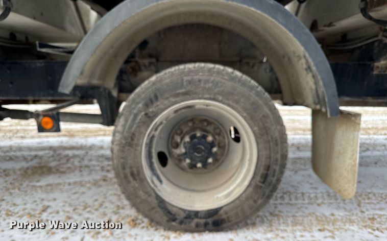 image for item EG7037 2011 Freightliner Buisness Class M2 refuse truck